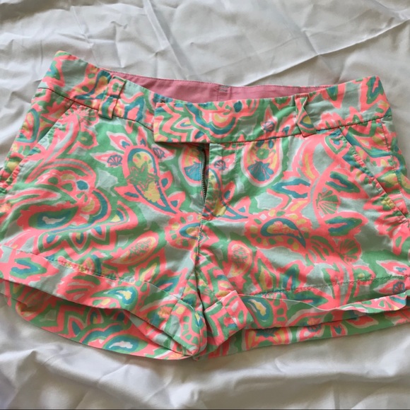 Shorts - Picture 1 of 3